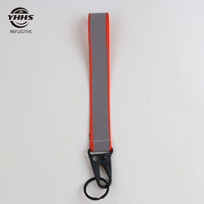 Hästi nähtavad võtmehoidjad, värvilised peegeldavad võtmehoidjad Jalgrattavarustus lastekoti jaoks Ohutusripats Aksessuaarid Ööjooks