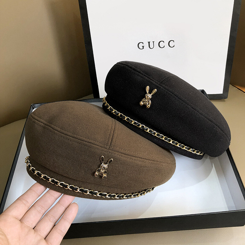 Édes menő fém lánc svájcisapka női brit retro csillagánizs kalap őszi és téli koreai változat divat bimbó festő kalapdagály