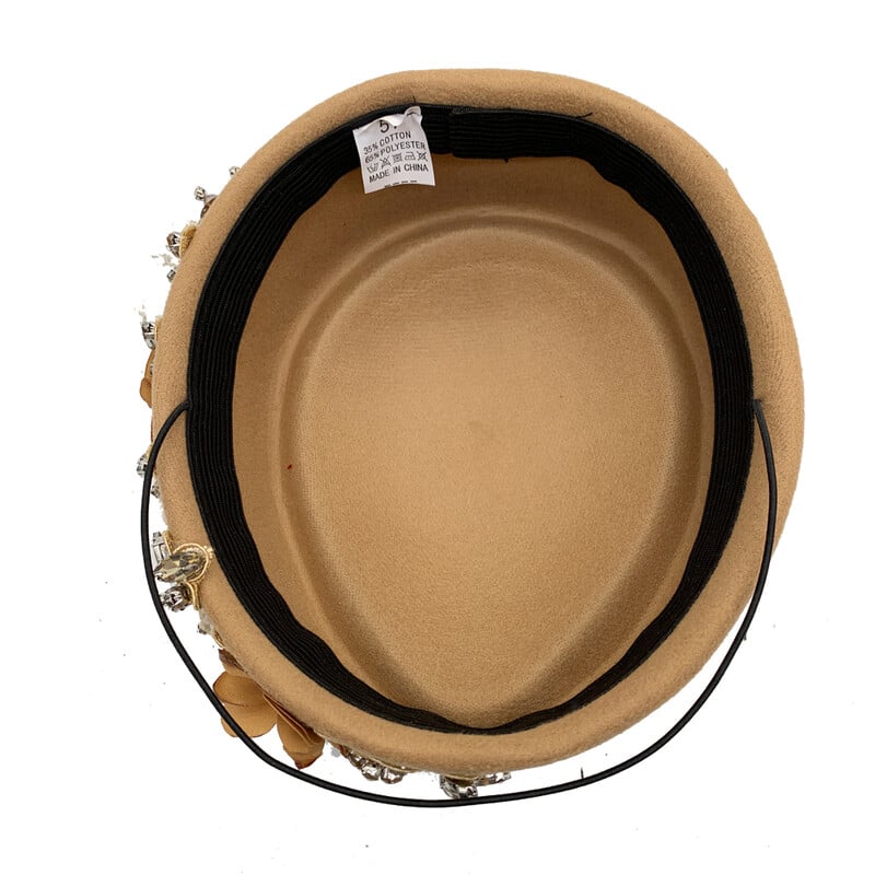 Vintage filc turbánsapka nőknek Church Derby Fascinator virággal női puha svájcisapka partikhoz légitársaság stewardess kalapja