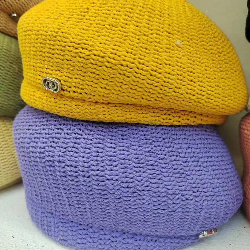 Vászon svájcisapka nőknek 2023 nyári vékony légáteresztő formatervezés gombás sapka sokoldalú temperamentum festő sapka