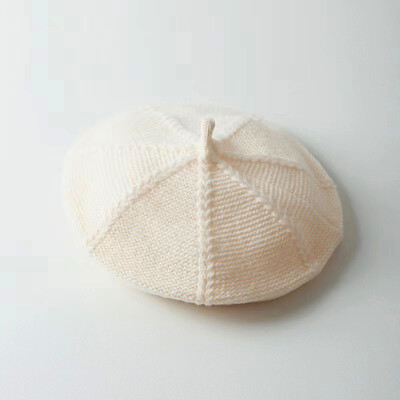 Γυναικείο μονόχρωμο πλεκτό καπέλο μπερέ 2024 Φθινόπωρο Χειμώνας Κορεάτικο Δημοφιλές ρετρό χρώμα καραμέλας Μαλακό ζεστό καπέλο ζωγραφικής Απλό Βρετανικό