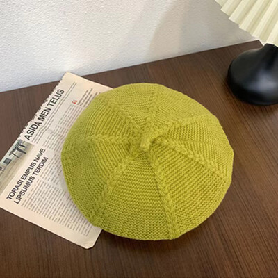 Γυναικείο μονόχρωμο πλεκτό καπέλο μπερέ 2024 Φθινόπωρο Χειμώνας Κορεάτικο Δημοφιλές ρετρό χρώμα καραμέλας Μαλακό ζεστό καπέλο ζωγραφικής Απλό Βρετανικό
