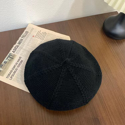 Γυναικείο μονόχρωμο πλεκτό καπέλο μπερέ 2024 Φθινόπωρο Χειμώνας Κορεάτικο Δημοφιλές ρετρό χρώμα καραμέλας Μαλακό ζεστό καπέλο ζωγραφικής Απλό Βρετανικό