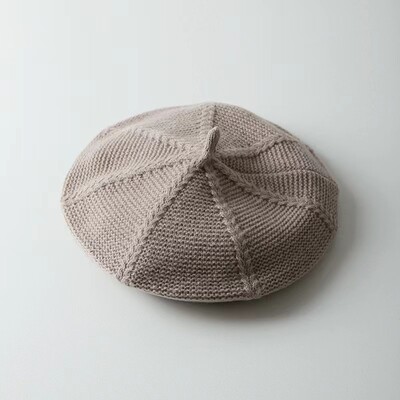 Γυναικείο μονόχρωμο πλεκτό καπέλο μπερέ 2024 Φθινόπωρο Χειμώνας Κορεάτικο Δημοφιλές ρετρό χρώμα καραμέλας Μαλακό ζεστό καπέλο ζωγραφικής Απλό Βρετανικό