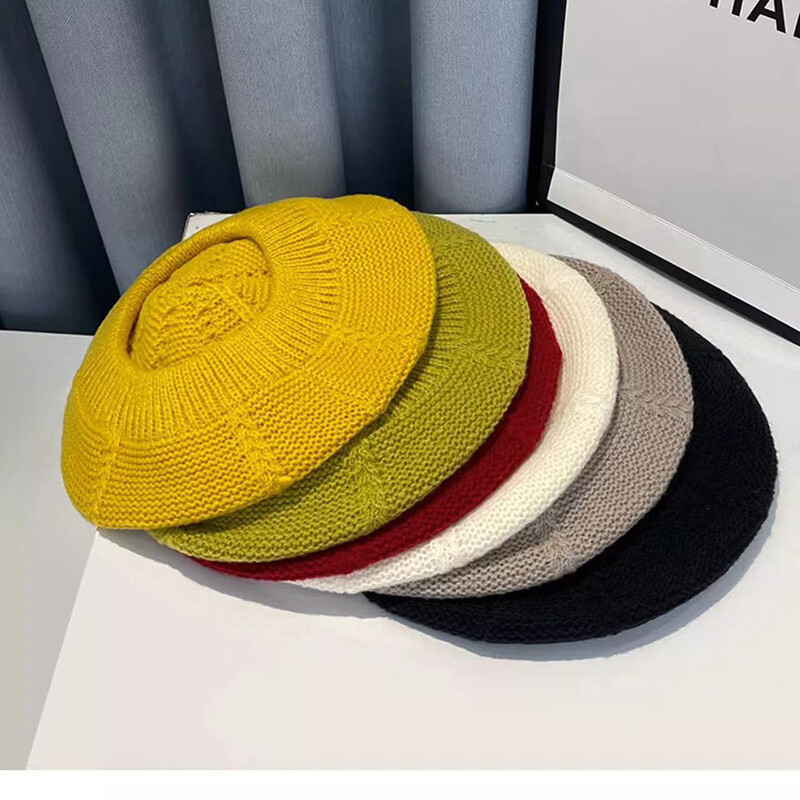 Γυναικείο μονόχρωμο πλεκτό καπέλο μπερέ 2024 Φθινόπωρο Χειμώνας Κορεάτικο Δημοφιλές ρετρό χρώμα καραμέλας Μαλακό ζεστό καπέλο ζωγραφικής Απλό Βρετανικό