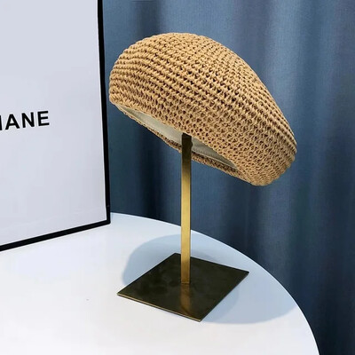 Moteriška rankų darbo nerta berečių kepurė Vienspalvė tuščiavidurė, miela gėlių pynimo moteriška laisvalaikio vintažinė apleista tapytojo kepurė