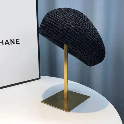 Moteriška rankų darbo nerta berečių kepurė Vienspalvė tuščiavidurė, miela gėlių pynimo moteriška laisvalaikio vintažinė apleista tapytojo kepurė