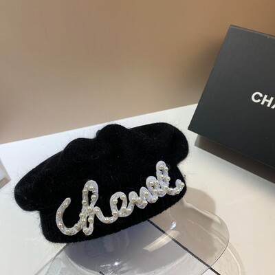 Luksusa modes zīmols mazs aromāts vēja pērļu burts truša kažokādas berete silta plīša adīta gleznotāja cepure Ārzemju astoņstūra cepure