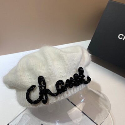 Luksusa modes zīmols mazs aromāts vēja pērļu burts truša kažokādas berete silta plīša adīta gleznotāja cepure Ārzemju astoņstūra cepure