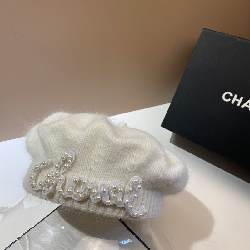 Luksusa modes zīmols mazs aromāts vēja pērļu burts truša kažokādas berete silta plīša adīta gleznotāja cepure Ārzemju astoņstūra cepure