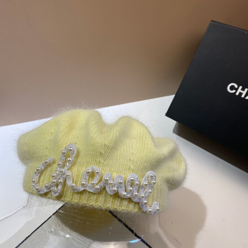 Luksusa modes zīmols mazs aromāts vēja pērļu burts truša kažokādas berete silta plīša adīta gleznotāja cepure Ārzemju astoņstūra cepure