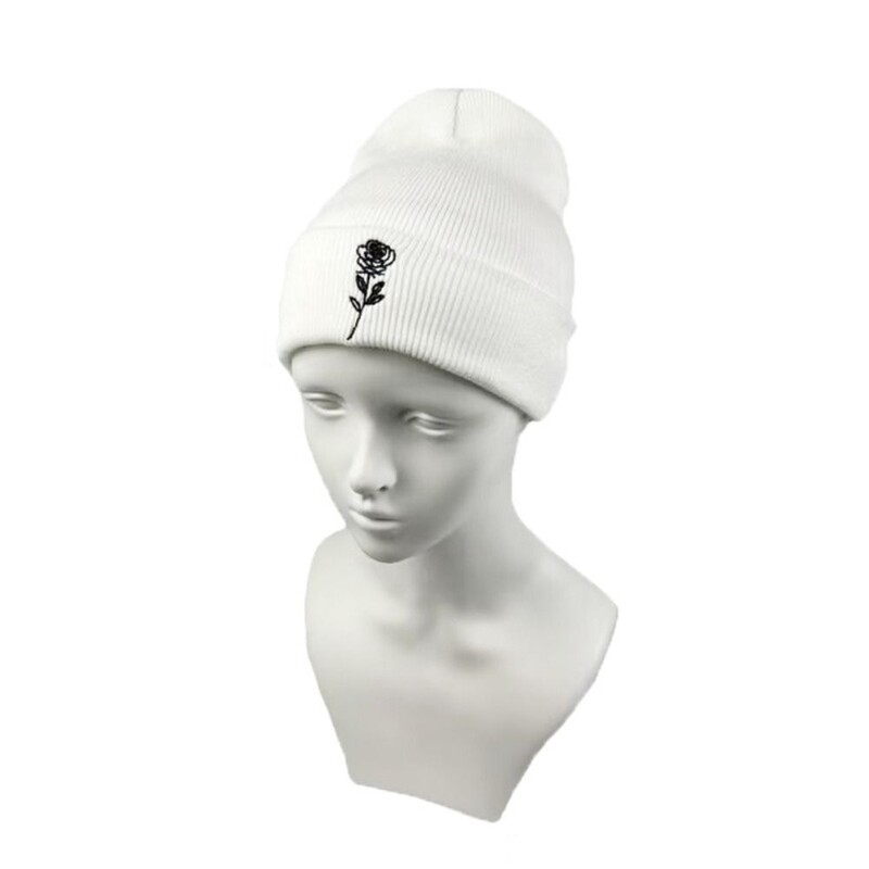 Υψηλής ποιότητας Cotton Beanies Καπέλα Gothic Street Punk Ζεστά πλεκτά καπέλα Χειμερινά καπέλα με ροζ κεντήματα