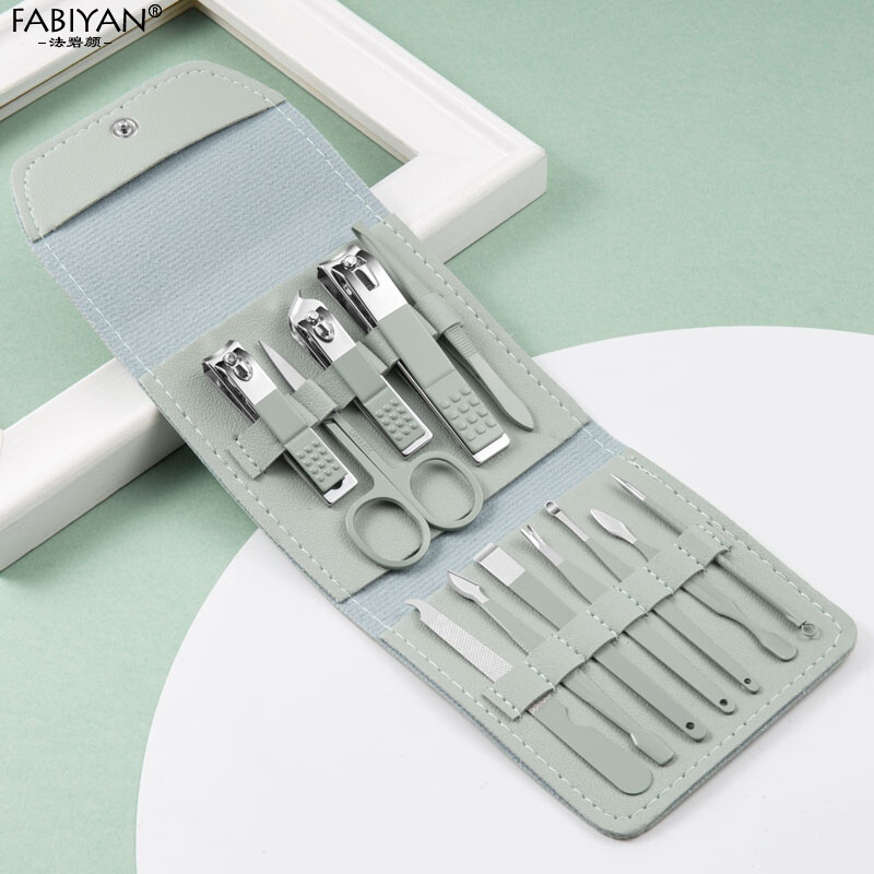 12 vnt. nagų kirpimo mašinėlių manikiūro rinkinys Nagų žirklės odelių žnyplių žirklės pincetai pedikiūro manikiūro įrankių rinkinys su PU odiniu dėklu