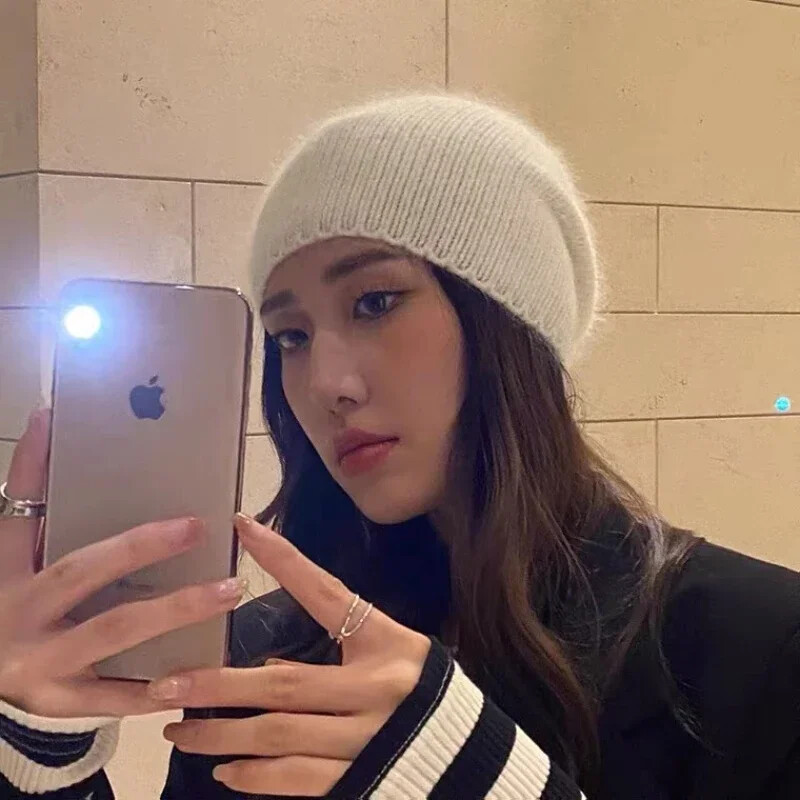 2024 New Fashion μονόχρωμο χειμερινό καπέλο από γούνα κουνελιού για γυναικεία μακρυμάλλη Ζεστό καπέλο απλό υψηλής ποιότητας Soft Spring Beanies Χονδρική