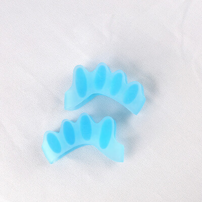 2Pcs=1Pair Black Orthopedic Product Silicone Separator Gel Protector Toe Bunion Corrector Foot Finger Iighter Pedicure