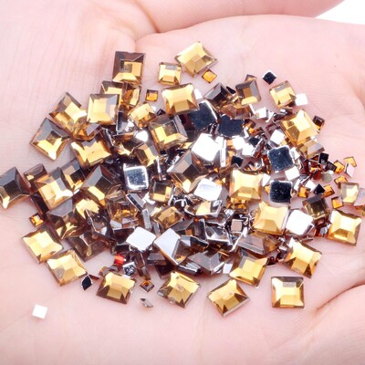 Rhinestones FlatBack Square 2mm 4mm 6mm Mješovite veličine 4g Oko 180 komada Za rukotvorine Scrapbooking DIY Odjeća Nail Art Decoration