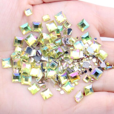Rhinestones FlatBack Square 2mm 4mm 6mm Mješovite veličine 4g Oko 180 komada Za rukotvorine Scrapbooking DIY Odjeća Nail Art Decoration