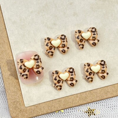 20 τμχ Νέο μοτίβο Hello Kitty Cartoon Αξεσουάρ νυχιών Χαριτωμένα γυαλιά Love KT Cat Bow DIY Διακοσμητικό γούρι νυχιών