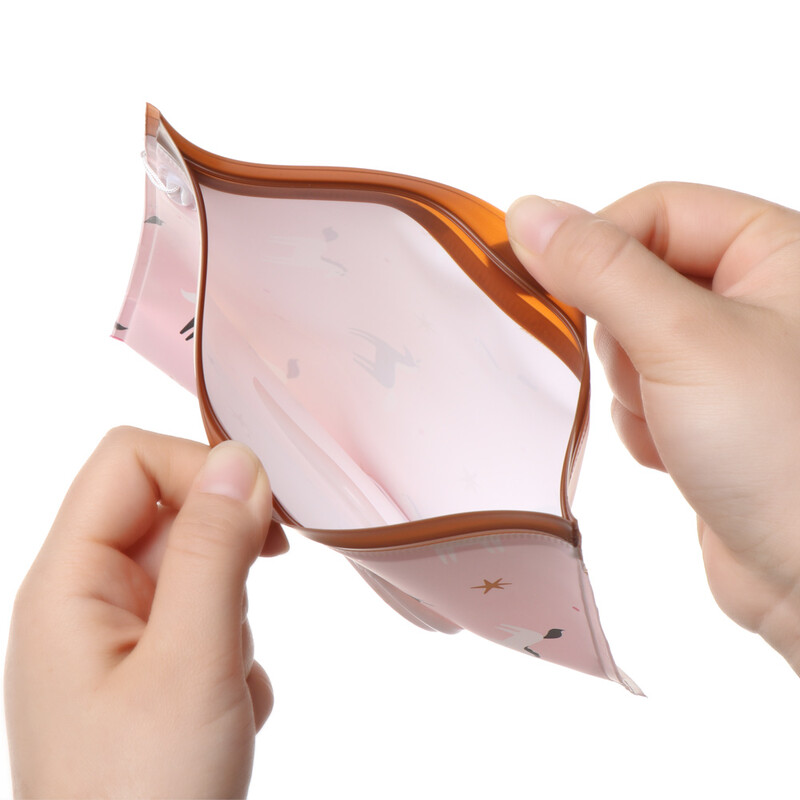 1Pc Cute Baby Wet Wipes Bag Flip Cover Tissue Box Fashion Χρήσιμα καλλυντικά πουγκί Βρεφικό καρότσι μεταφοράς αξεσουάρ θήκης