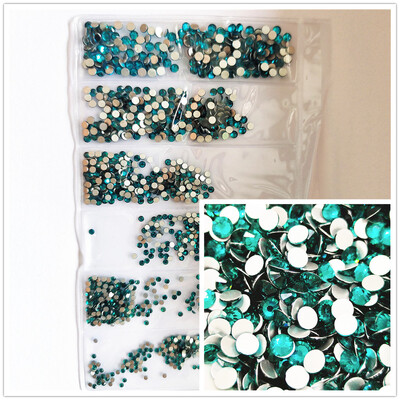 1200 komada različitih veličina Kristalno prozirni AB bez hitnih popravka Flatback Strass Glitter Nail Art Ukrasi za 3D odjeću Nail Art Dekoracije