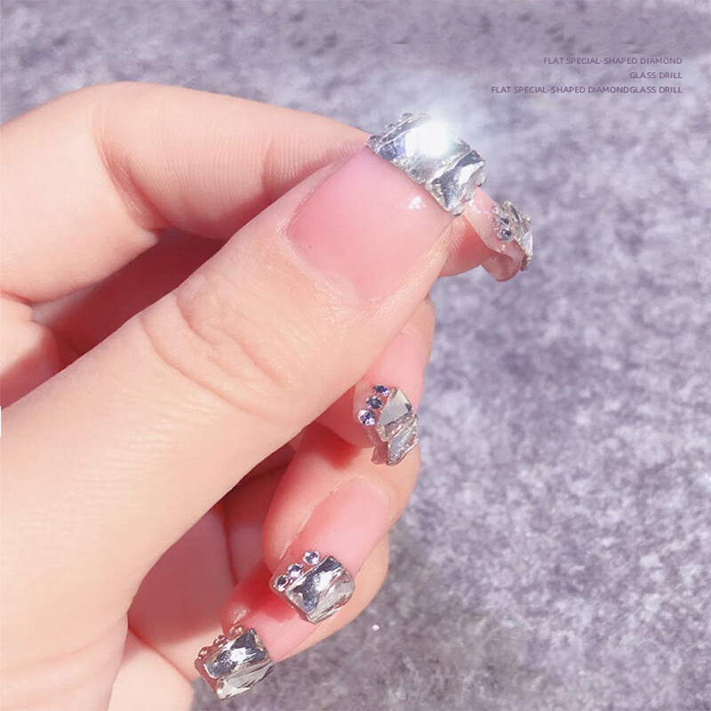 veleprodaja100kom Bijeli prozirni kristalni elegantni vještački dijamant 3D manikura Nail Art ukrasi privjesci nakit