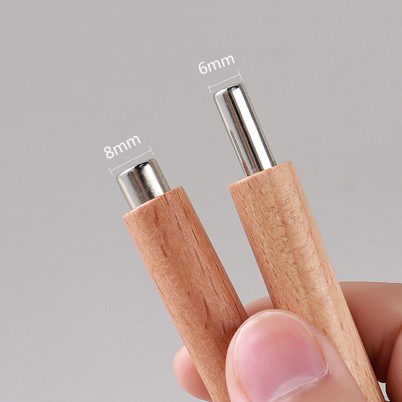 1 vnt. Dvigubos galvutės, tvirtos nagų dailės magnetinis rašiklis, medinio stulpelio rankena, 3d katės akių dažymo gelis, patogūs nagų tvirtumo magnetiniai įrankiai