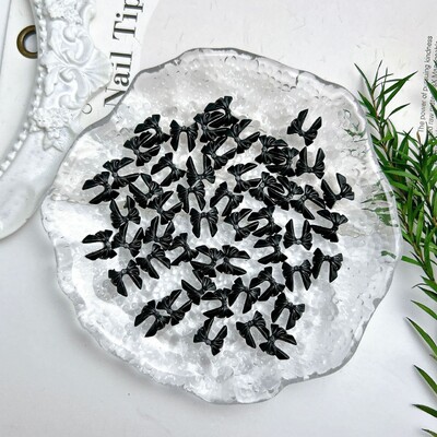 50KOM Nasumične miješane crne mašne Medvjed Privjesci za nokte Smola Mini Srce Zvijezda Cvijet Ukrasi za nokte Ručno izrađeni DIY Press na noktima