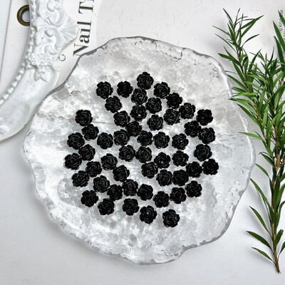 50KOM Nasumične miješane crne mašne Medvjed Privjesci za nokte Smola Mini Srce Zvijezda Cvijet Ukrasi za nokte Ručno izrađeni DIY Press na noktima