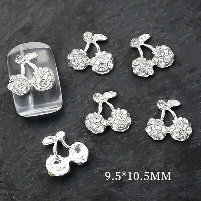 10db/tétel 3D ötvözet Cseresznye körömbűvek Luxus körömalkatrészek Drágakövek Kristály Strasszkövek Rózsaszín/piros/ezüst kő körömdíszítések