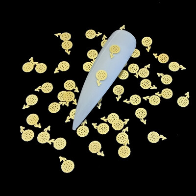 100 τμχ Αυτοκόλλητα νυχιών καρδιάς Μεταλλικά καρφιά lOVE Nailart Rivet Charms DIY Αξεσουάρ νυχιών 3D Διακοσμητικά νυχιών