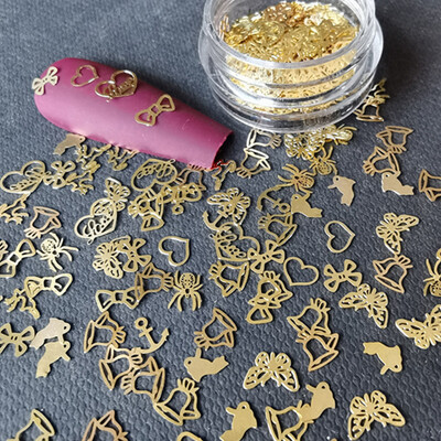 100 τμχ Αυτοκόλλητα νυχιών καρδιάς Μεταλλικά καρφιά lOVE Nailart Rivet Charms DIY Αξεσουάρ νυχιών 3D Διακοσμητικά νυχιών