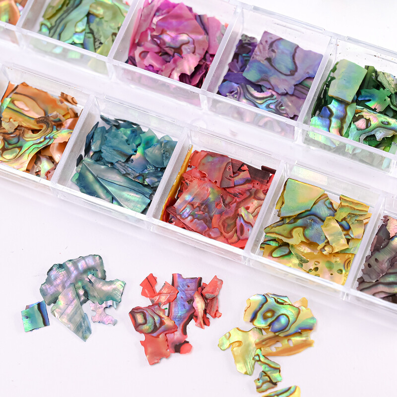 1 κιβώτιο Natural Abalone Sea Shell Flakes Παγιέτες νυχιών 3D ακανόνιστη μαρμάρινη υφή πολύτιμων λίθων νυχιών Θραύσματα πολύχρωμα DIY γοητεία νυχιών