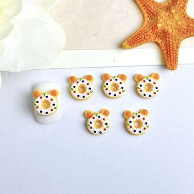 30PCS Kreativni pizza sendviči Smolasti privjesci za nokte Simulirani spaljeni kroasani Serija kolača s krafnama Ukrasi za nokte za DIY