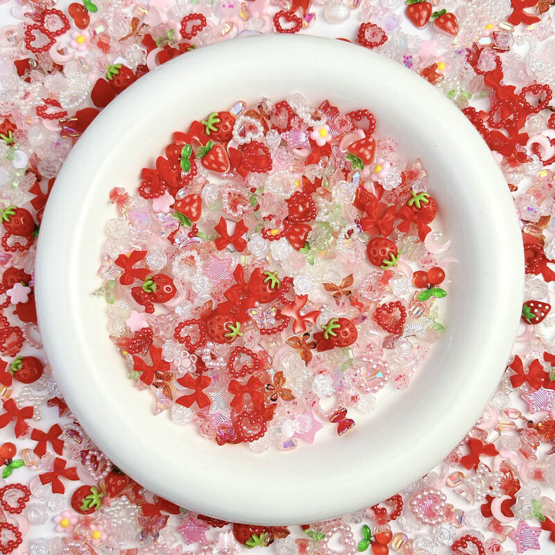 50 kom 3D nasumično miješanih cvjetova jagoda privjesci za nokte Slatka crvena i ružičasta Dodaci za ukrašavanje noktiju Manikura DIY