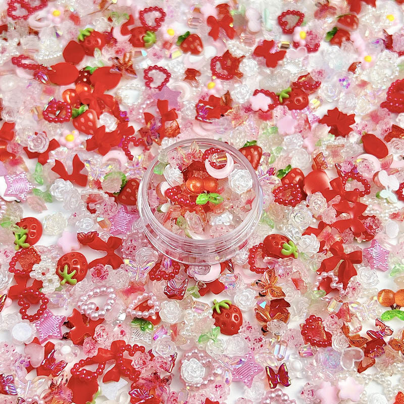 50 kom 3D nasumično miješanih cvjetova jagoda privjesci za nokte Slatka crvena i ružičasta Dodaci za ukrašavanje noktiju Manikura DIY