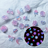 50 komada Mix Svjetleći ružin cvijet Nail Art Charms Mjesec Zvijezda Srce Aurora Butterfly Ukrasi za nokte Charms Y2K DIY dijelovi za manikuru