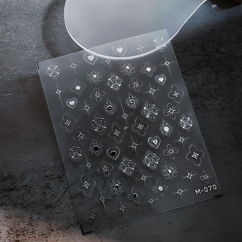 Vintage zelta ziedu 5D reljefi nagu uzlīmes Līmējošās nagu uzlīmes Manikīrs cirsts dekors modes slīdņi Augsta kvalitāte