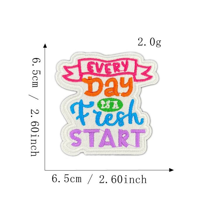 Pete de culoare transfrontaliere alfabet englezesc autocolante din stofă brodate pe computer Autocolante cu plasture decorative