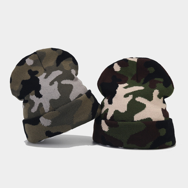 Beanie kape Vruća rasprodaja, zimska muška topla pletena kapa, ležerna kamuflažna jacquard smotana hip hop bez kape Ftrucker hatsree Dostava