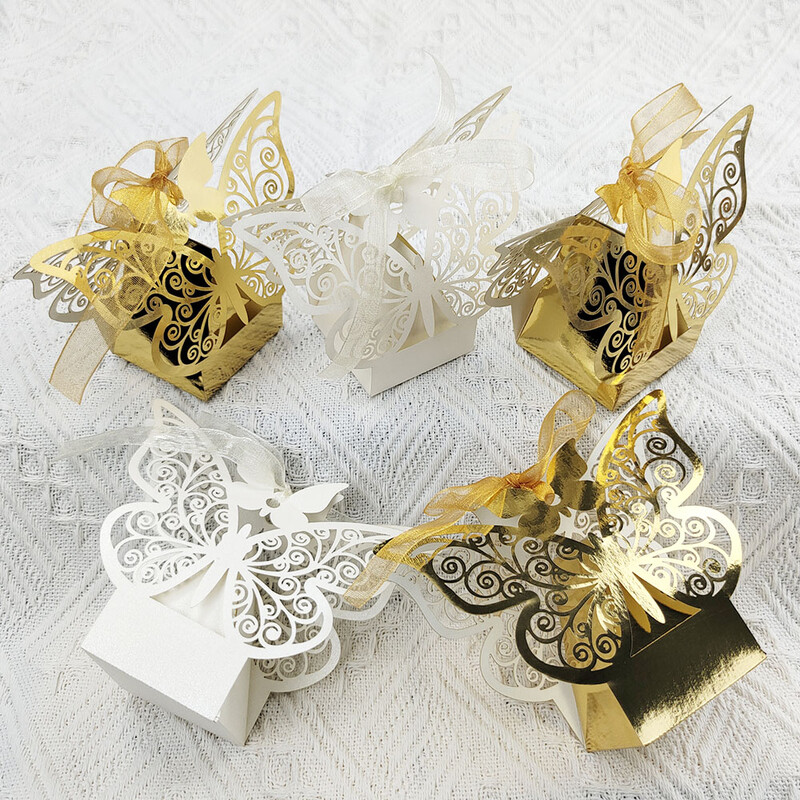 10 tk Butterfly kommikarbi laserlõigatud õõnsad kastid lindiga kuldne valge tänukarbik pulma-sünnipäevapeo tarvikute jaoks