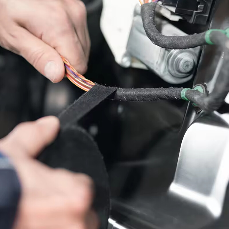 Nauja daugiafunkcinė audinio lipdukų audinio juosta Laidų laidų juosta, skirta montuoti automobiliuose, pramoninė vienpusė juosta