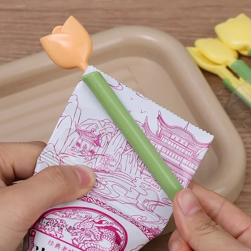 5 vnt Kūrybinis tulpės formos maišelio spaustukas Nešiojamas maisto užkandžių duonos sandarinimo spaustukas su magnetine laikymo dėžutės plastikine kišenės sandarinimo spaustuku