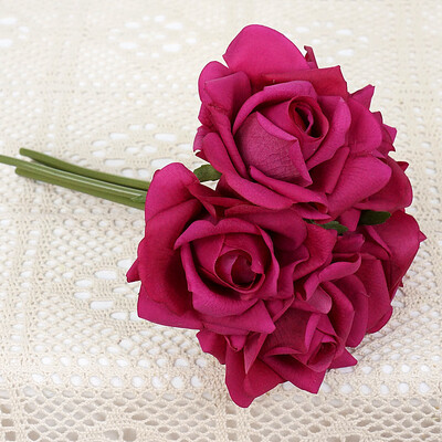 Hidratantna 5 glava Buket ruža Latex Real Touch Umjetno cvijeće Vjenčani svadbeni buket Rođendanska zabava Home Decor Rose