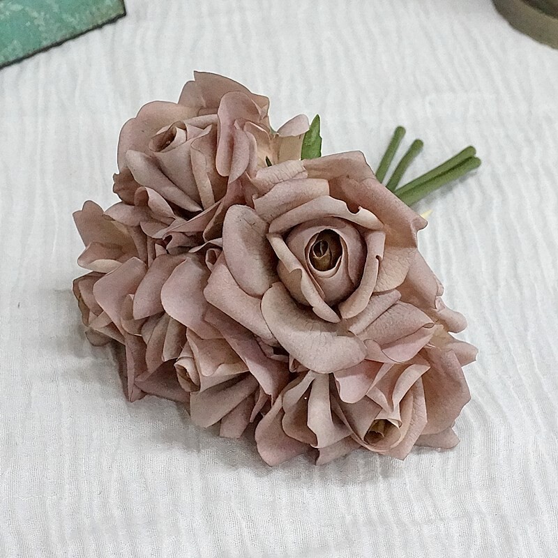 Hidratantna 5 glava Buket ruža Latex Real Touch Umjetno cvijeće Vjenčani svadbeni buket Rođendanska zabava Home Decor Rose