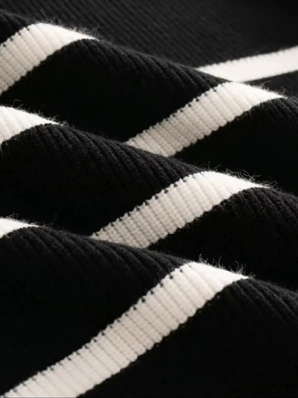 Novi zimski džemperi s polupatentnim zatvaračem za 2023. Muški korejski modni široki puloveri dugih rukava na pruge Debeli, topli pleteni puloveri slađi