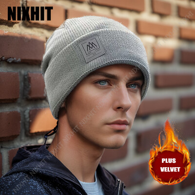 NIXHIT New Plus Velvet Thicken Knitted Beanie Warm Skullies Beanies Мъжки зимни шапки Плетени шапки Ежедневни езда за мъже Шапка Жени