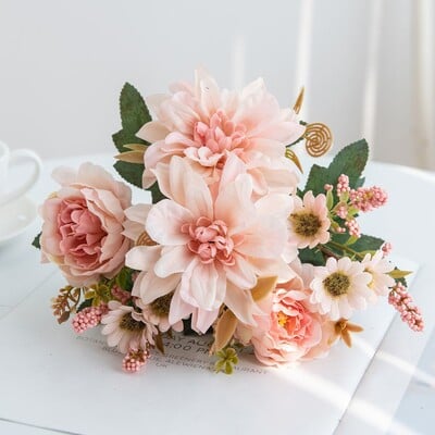 1kom Vruća rasprodaja Umjetni cvijet Svila Dalija Ruža tratinčica Božićni ukrasi za dom Bonsai Soba Vjenčanje Svadbeni buket Party Diy kutija