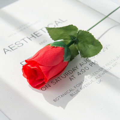 10 τμχ Βάζο με κόκκινα τριαντάφυλλα μπουκέτο για διακόσμηση σπιτιού Διακοσμητικά στέφανα γάμου στον κήπο Diy Handwork Ανθοσυνθέσεις Τεχνητά λουλούδια