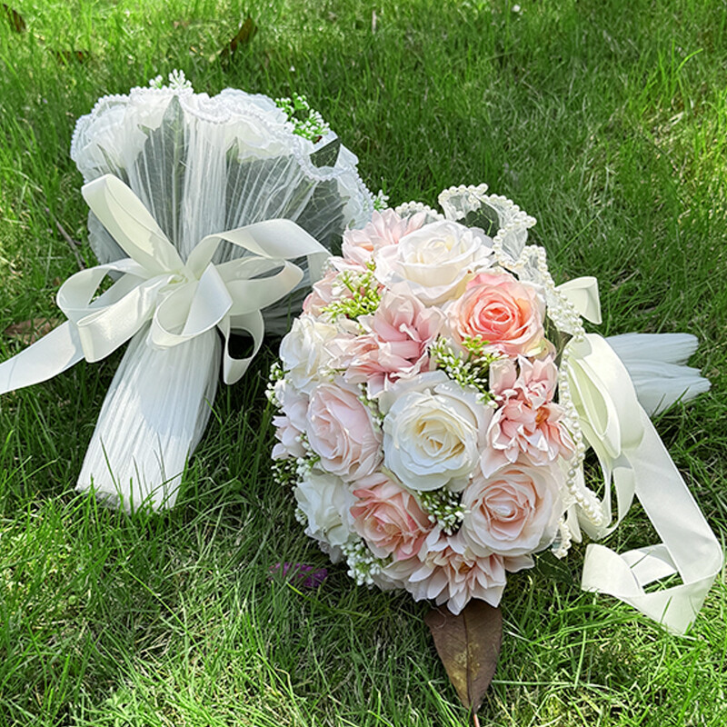 1 buchete de mireasă pentru mireasă, buchet artificial cu panglică de mătase trandafir alb pentru nuntă, buchet de trandafiri din dantelă de biserică de nuntă