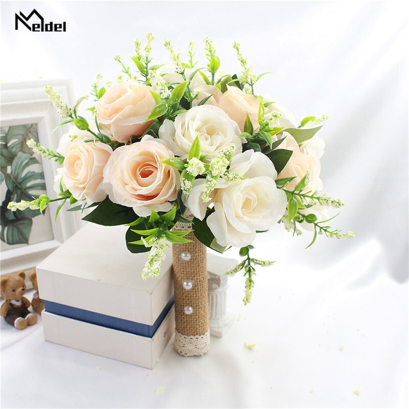 Булчински букет Изкуствени цветя Сватба, държащи цветя Бяла изкуствена естествена роза за шаферка Булка Сватбени декорации